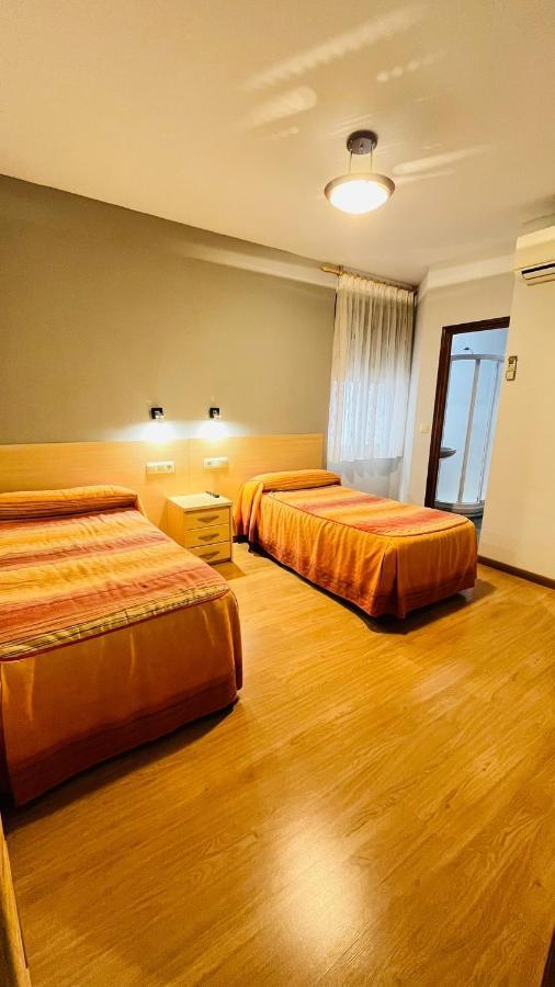 Hostal Hispanico I Саламанка Экстерьер фото