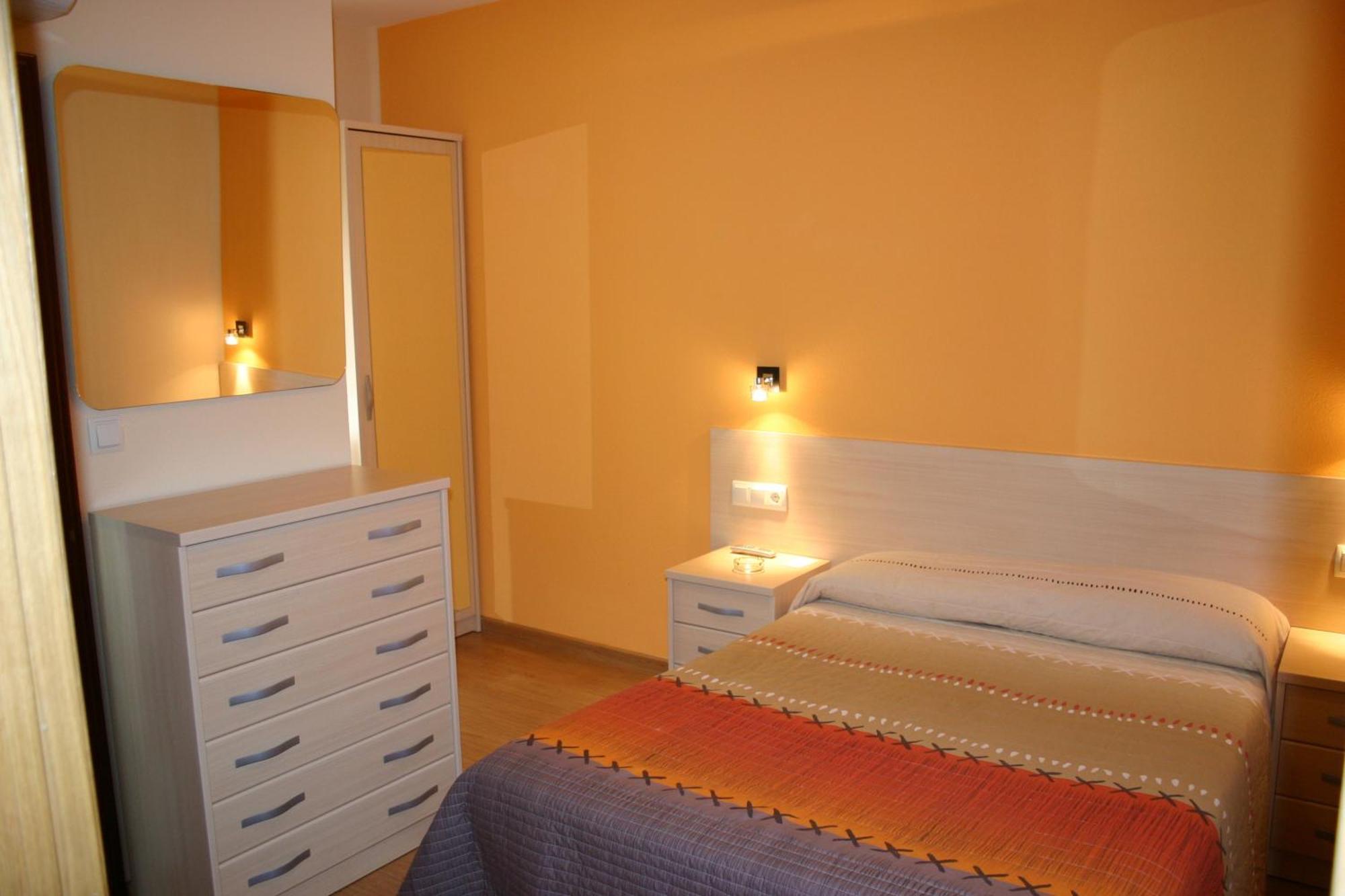 Hostal Hispanico I Саламанка Экстерьер фото