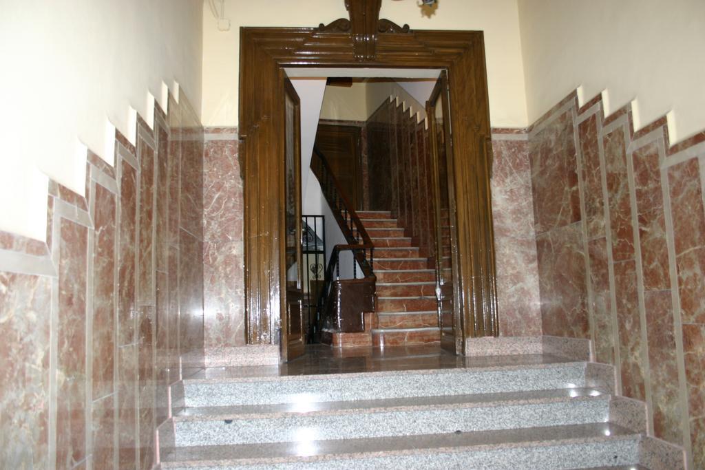 Hostal Hispanico I Саламанка Экстерьер фото
