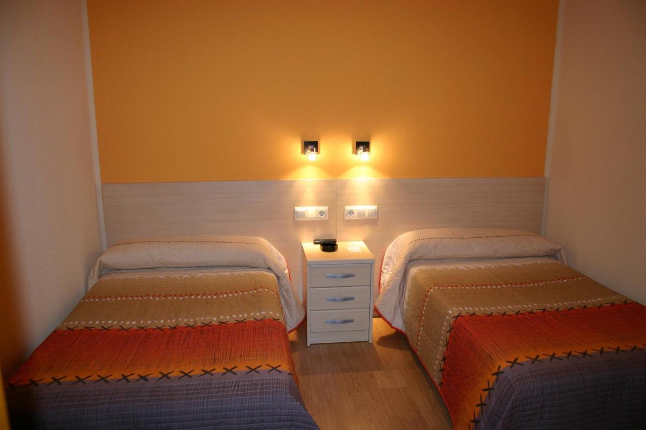 Hostal Hispanico I Саламанка Номер фото